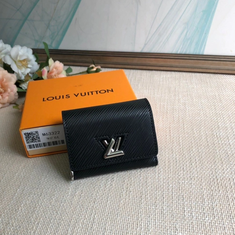 First bag ru WALLET TWIST LOUIS VUITTON 0813